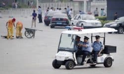 low speed electric vehicles on China street