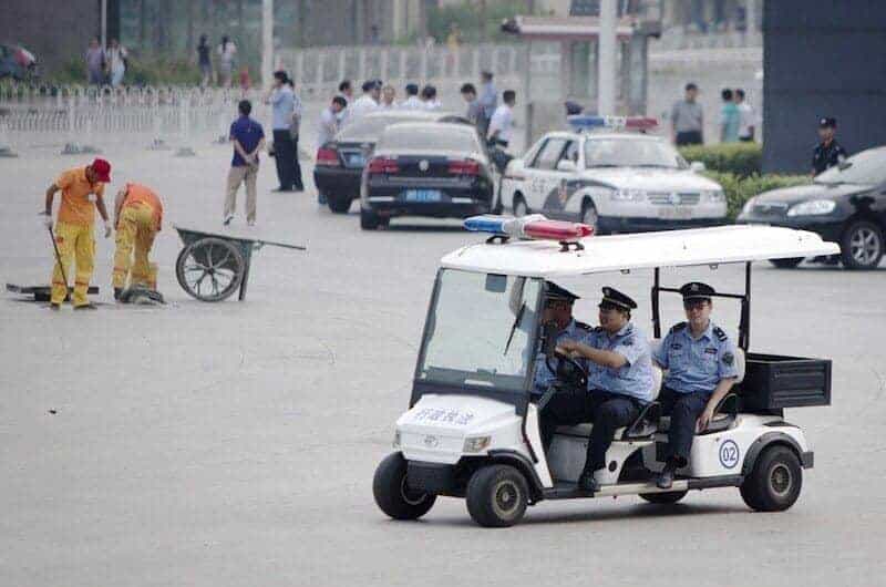 low speed electric vehicles on China street